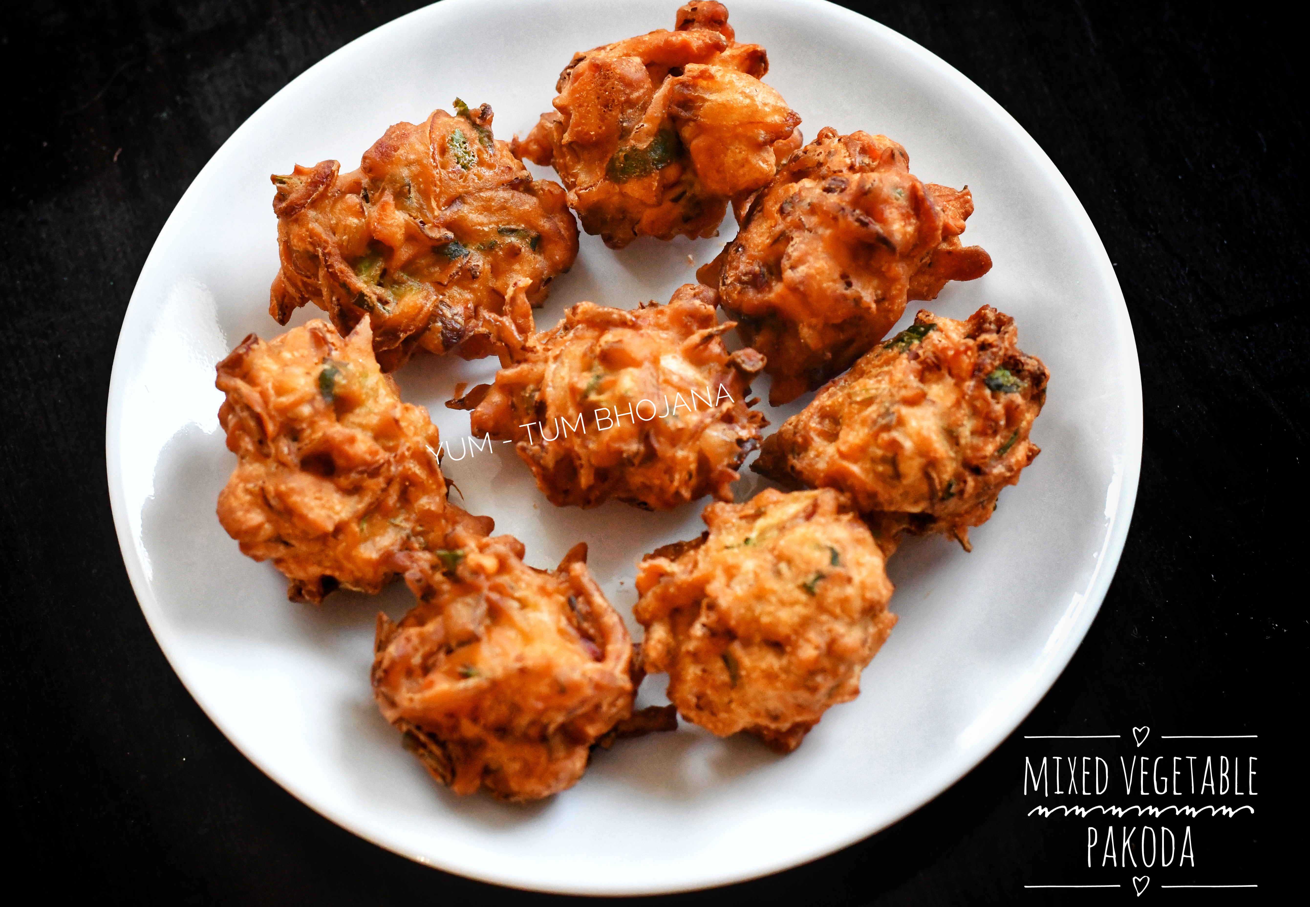 Mixed Vegetable Pakoras1